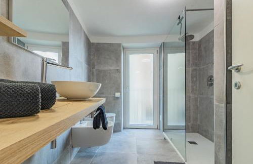 Bellano Holidays - Casa Artemio - Foto 12