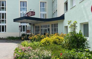 Ferienwohnung Alpenruhe mit traumhaften Bergblick, Pool & Sauna - Photo 5
