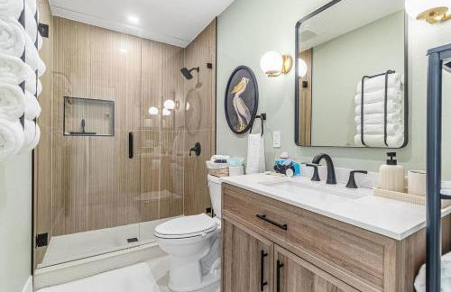 Madeira Beach House Fall Special! Private Heated Pool & Steps to Beach! - Photo 18