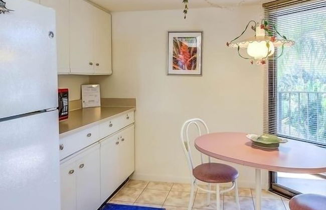 Beautiful Unit In One Of The Most Prestigious Condo Complex In Islamorada 2 Bedroom Condo by RedAwning - Photo 9