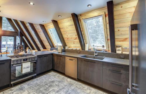 Stunning A-Frame Cabin, Steps to Clark Fork River - Foto 12