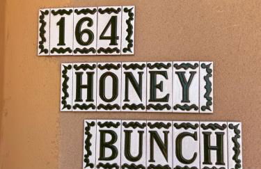 Honey Bunch - Photo 25
