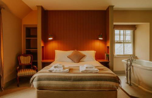 Traditional Highland lodge restored in the spirit of rural living, set in a wild landscape - NATURE ADVENTURE NURTURE - Foto 9