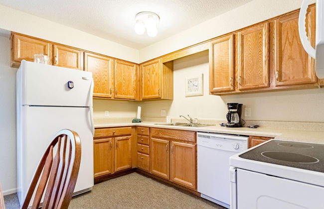 Lakewood Resort 1 Bedroom Condo 204 - Photo 11