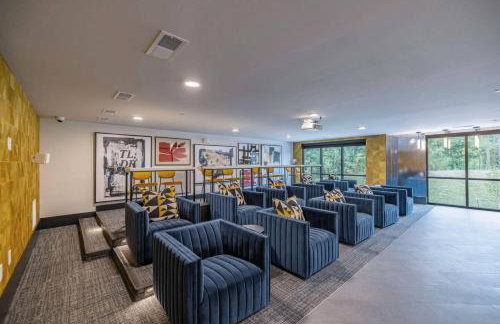 Grandview Getaway, Fitness Center, Secure Parking - Photo 47