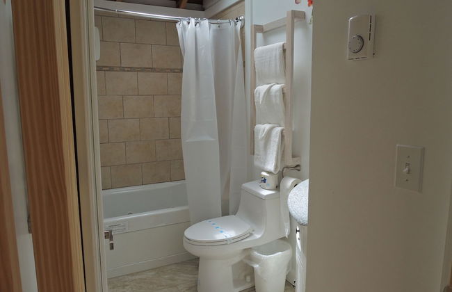 Shorelands Guest Resort and Cottages - Photo 39