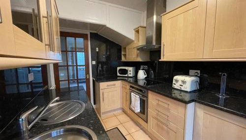 1930s 3Bed House in Quiet Village w/ Large Garden - Foto 3