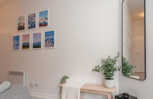 Shoppers Oasis - Heart of Leeds City Centre - Pass the Keys - Foto 26