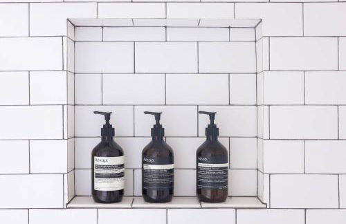 Beryl West - Artful 3BR Bentonville Pet-Friendly - Foto 26