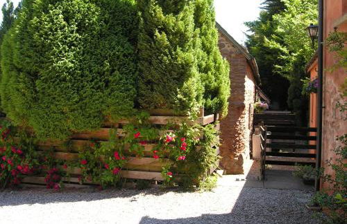 Duddings Country Cottages - Photo 16