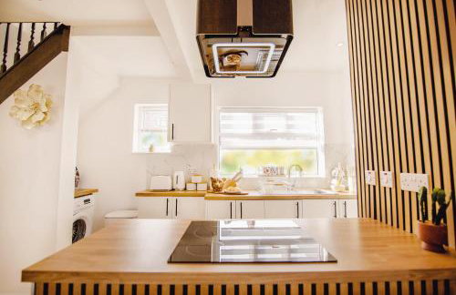 Golden Luxury Retreat 2 Bath Parking 16PPL - Foto 15