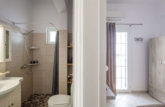 Parian Charming 3bedroom Home - Photo 37