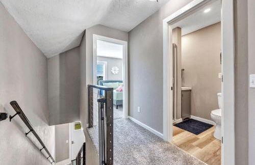 Lazy River Villa - Hottub! Fenced Yard! Fire Pit! - Foto 56