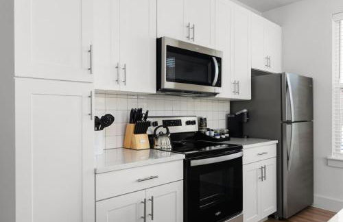 Modern Living 1B 1B Steps from Shops, Dining Fun - Foto 10