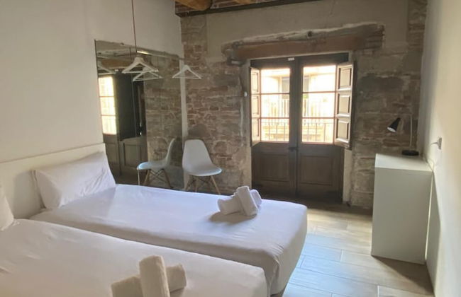 Classic Palau Apartments - Photo 10