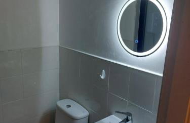 Bankwell street Two Bedroom -Apartment with parking - Foto 13