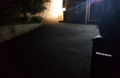 Beechcroft 2 bed part house - Photo 28