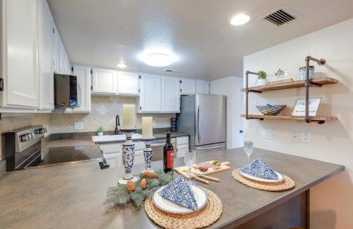 Cozy Flagstaff Condo in Country Club Community! - Foto 2