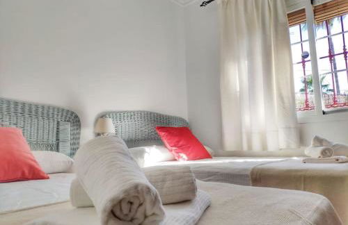 villa azahar,4 habitaciones dobles - Photo 18