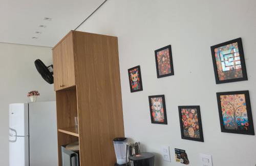 Casa funcional - 02 quartos, 02 camas de casal, 01 cama de solteiro, cozinha gourmet e garagem para carro pequeno - Foto 6