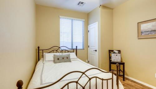 4 Mi to Surprise Stadium! Snowbird Haven with Pool - Foto 5