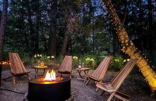 Wildland Aerie at Treehaus with Creekside Hot Tub Pets OK - Foto 63