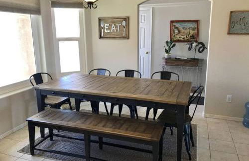 PRIVATE VIEW ON THE LAKE SIDE OF 95! Sleeps 16 - Foto 14