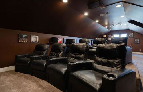 6BR - 6 King Beds - EV - 10min Downtown - Foto 12