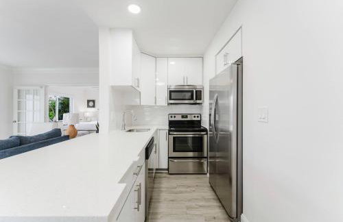 Waterfront Getaway | Pool, Hot Tub & Gym - Photo 14