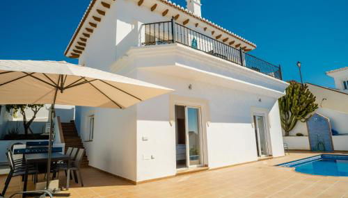 Villa Sea Breeze by Solset - Photo 2