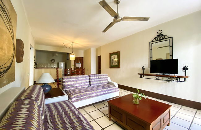 Puerto de Luna Pet Friendly & Family Suites Hotel - Photo 18