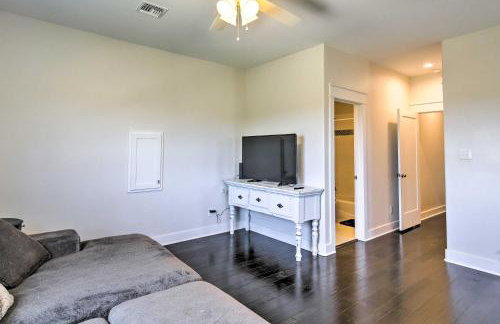 Spacious Texas Getaway with Fire Pit and Pond! - Foto 28