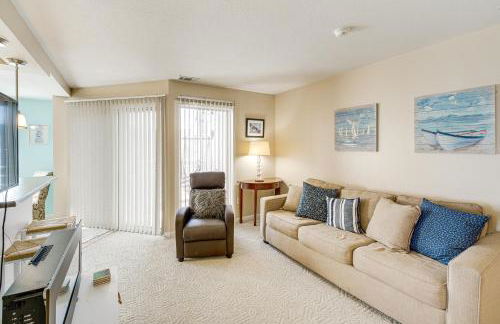 1 Mi to Ferry Port Clinton Condo with Beach View! - Foto 5