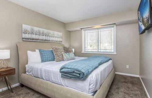 Union Meadows in Salt Lake with Private Hot Tub and Park - Foto 23