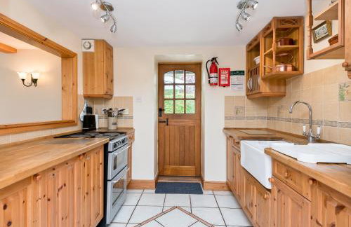 Coach House - Photo 7