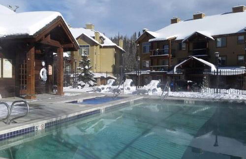 Large Winter Park Condo overlooking Hideaway Park! - Photo 9