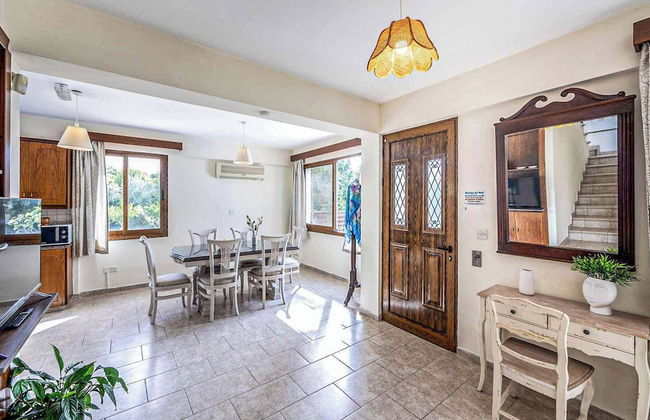 Villa Irene Polis - Foto 2