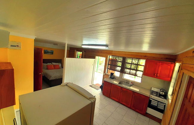 Pinard's Mountain Resort- Cottage 6 - Photo 11