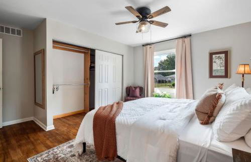 Large Remodeled 4 Bed 3 Bath Secluded With Hot Tub - Foto 20