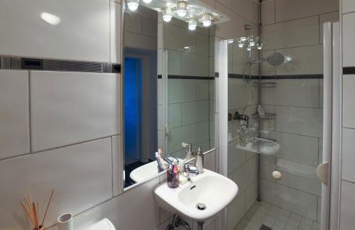 Central Messe Airport DUS Apartment with Terrace - Foto 5