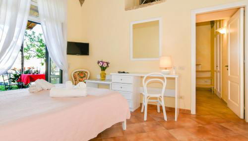 La Ciucciara Holiday Homes - Photo 5, Garden view