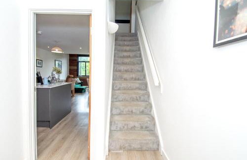 2BR Flat WiFi, Parking Contractors & Families - Foto 33