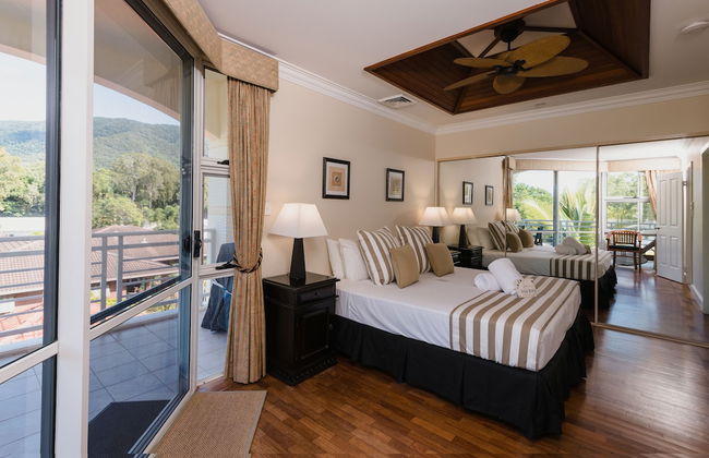 Villa Beach Palm Cove - Photo 55