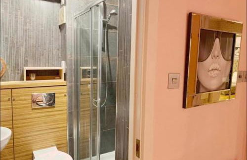 Designer Penthouse with Riverviews - G1 Glasgow City Centre, 3 Bedrooms, 2 Bathrooms, 1 Living room / Kitchen. Full Floor, Wrap Around Terrace, Panoramic Views, Off Central Station / Buchanan Street - Foto 13