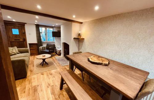 Charming Cottage Sleeps 4 With Sauna - Foto 26