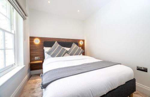 The Heart of Westminster - Photo 18