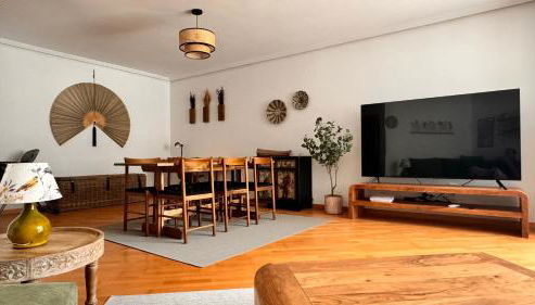 Exclusive Lerma - Smart TV de 75", Netflix y Parking Gratis - Foto 4