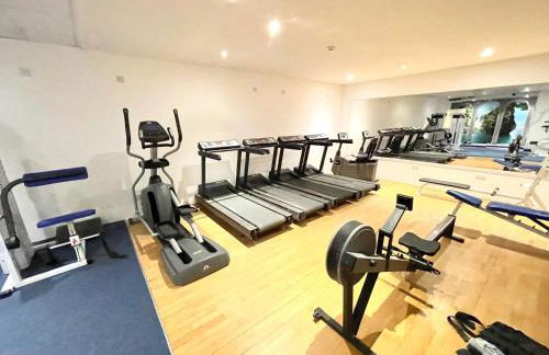 Burlington Mansions - FREE ALLOCATED PARKING - 8 mins walk to the beach - Gym - Pool Table - Brought to you by Coastline Retreats - Photo 36