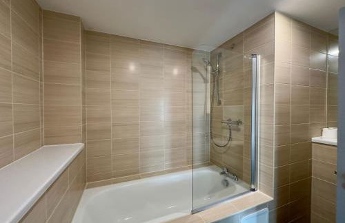 Monarchs Quay Arena Apartments by Happy Days - Foto 90