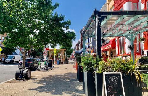 Cozy 1BR in DC 95WalkScore Steps to Cafes Dining Nightlife Grocery Metro - Close to Downtown - Foto 58